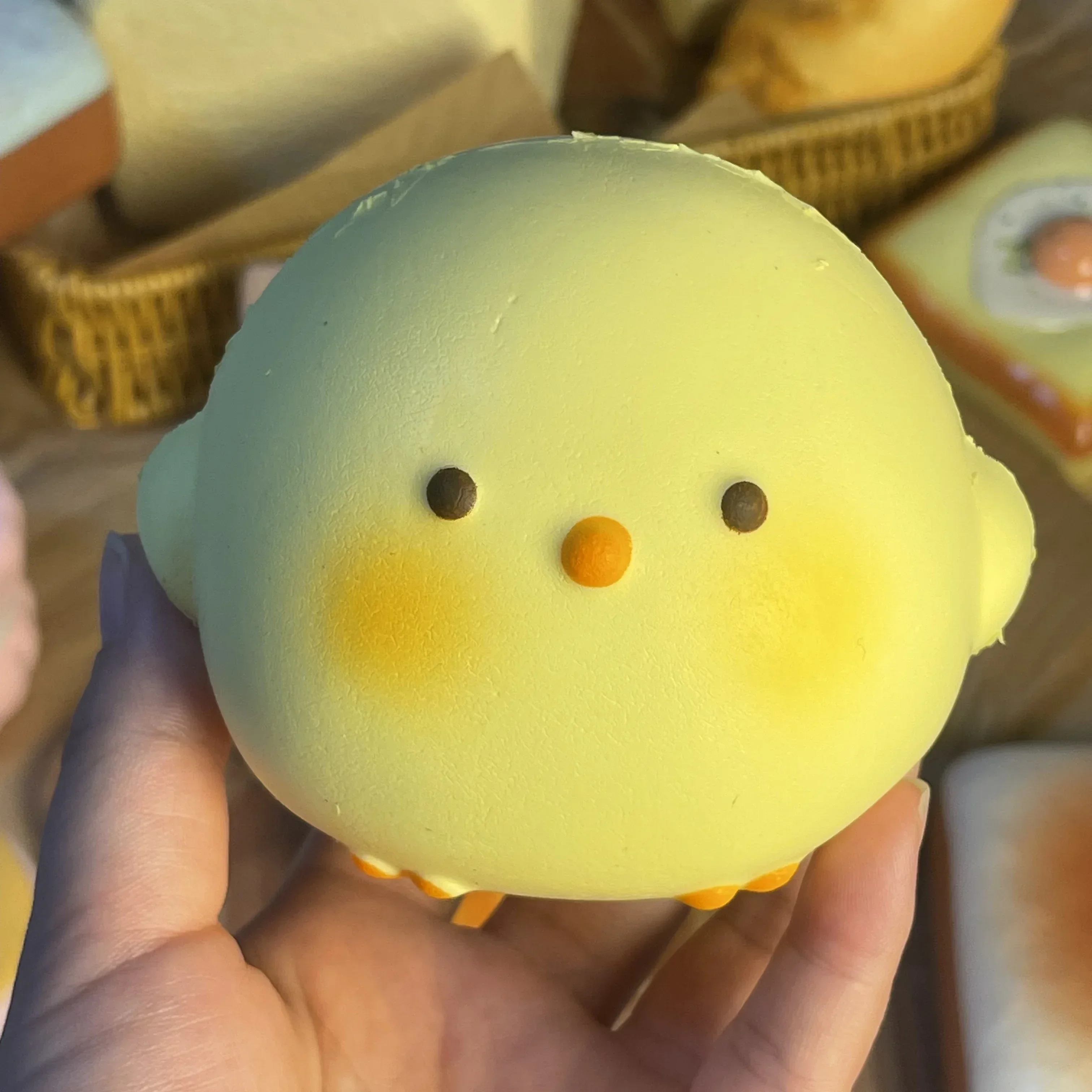 HOT! Cute Giant Chick Squishy  - đánh giá và giá Kids' Toys